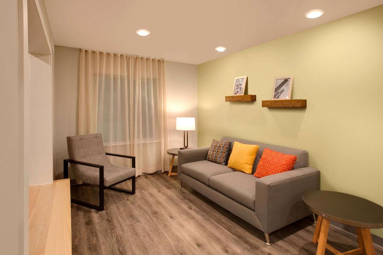 Woodspring Suites Houston Northwest Экстерьер фото