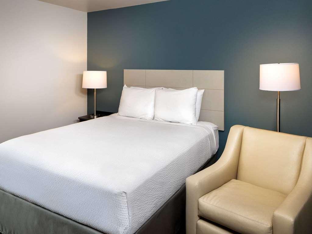 Woodspring Suites Houston Northwest Номер фото