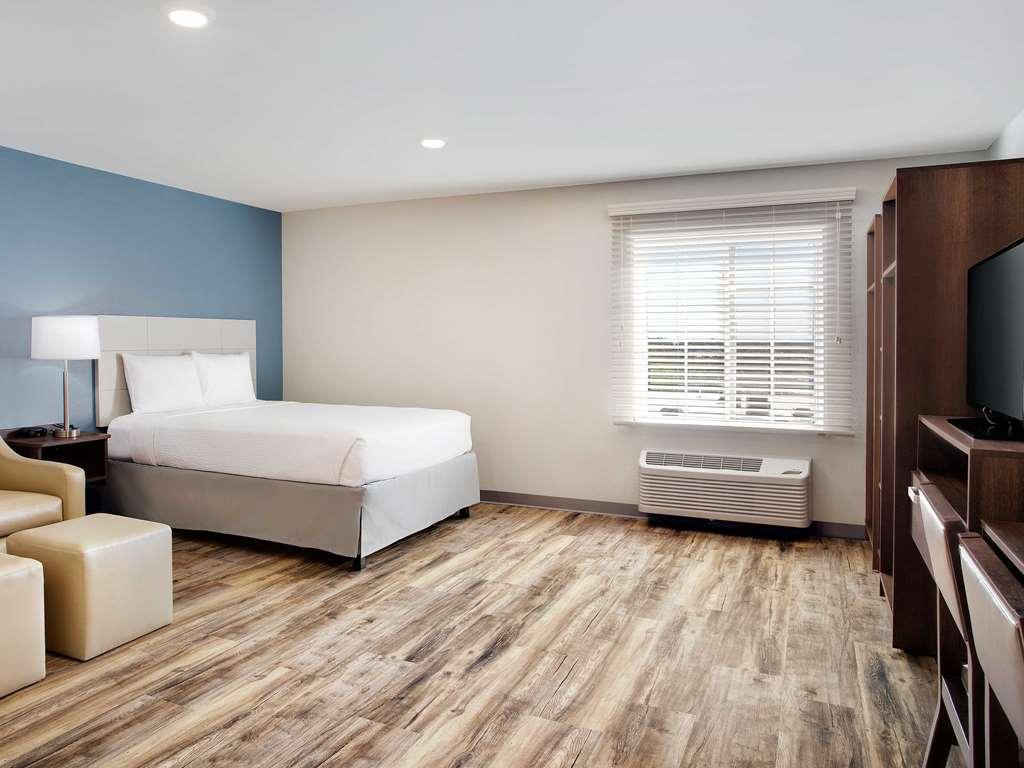 Woodspring Suites Houston Northwest Номер фото